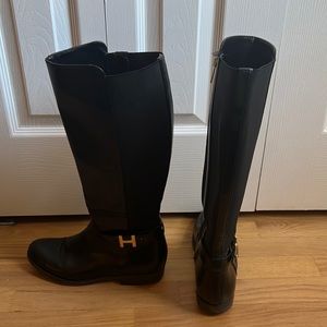 Black tall Tommy Hilfiger boots. Size 8